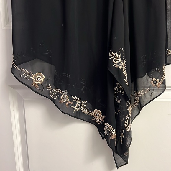 Embroidered Black R&M Richards Dress - Picture 5 of 8